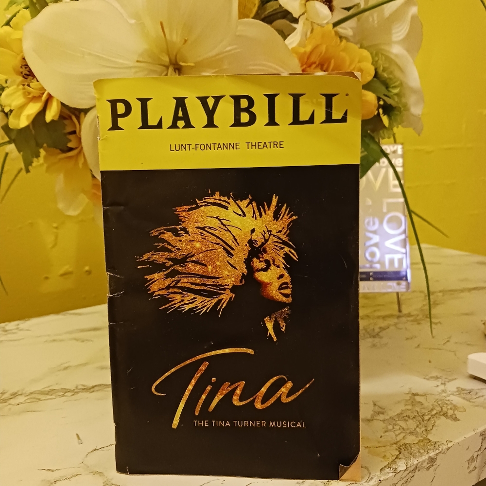 Play Bill Tina Turner.